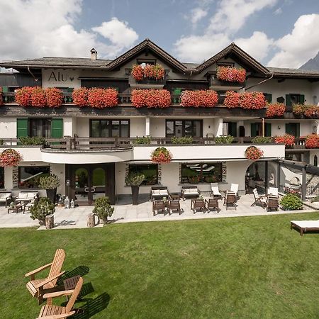 Hotel Alu Mountain Design Бормио Екстериор снимка