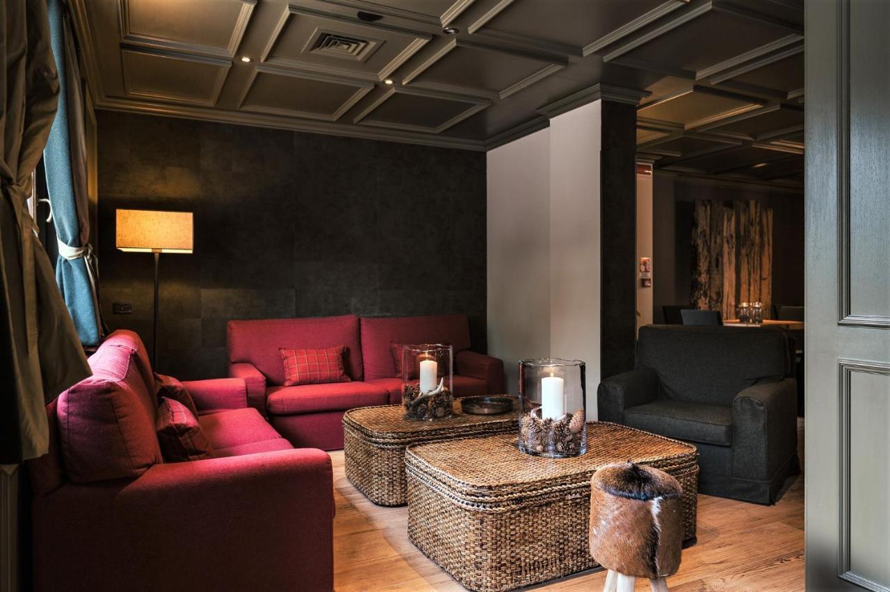 Hotel Alu Mountain Design Бормио Екстериор снимка