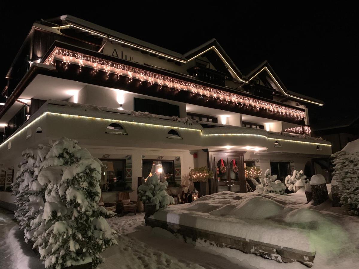 Hotel Alu Mountain Design Бормио Екстериор снимка