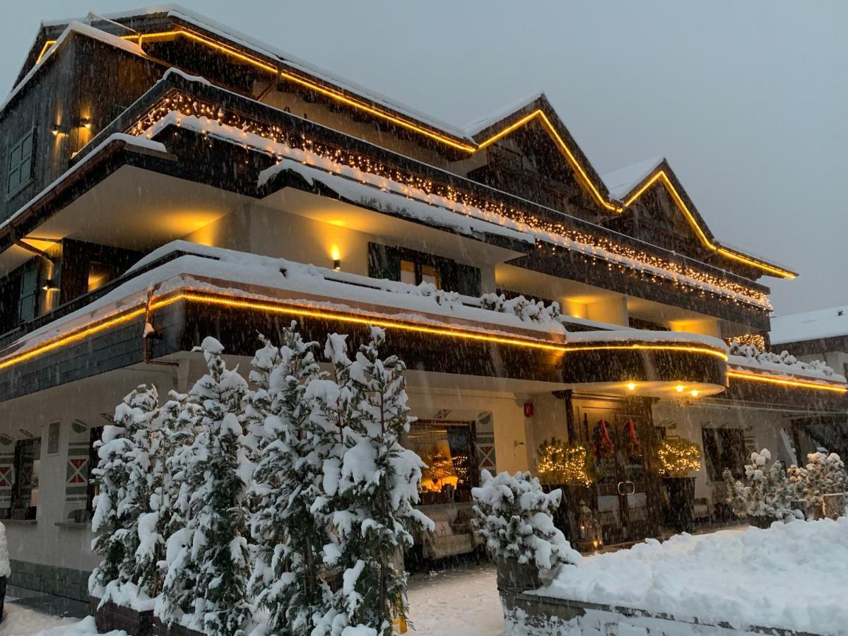 Hotel Alu Mountain Design Бормио Екстериор снимка